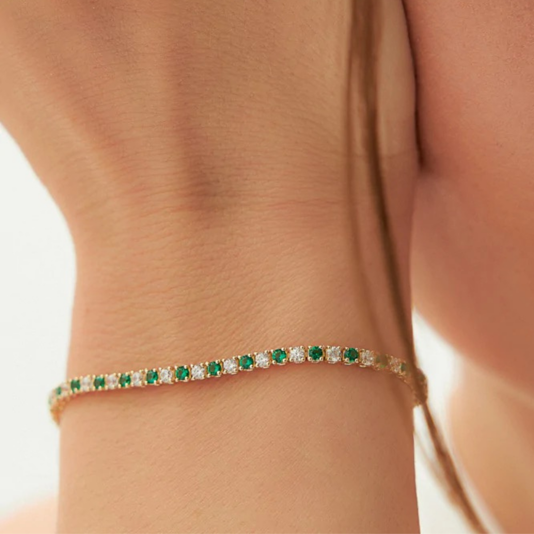 Natural Emerald & Diamond Alternate Tennis Bracelet in 14K/18K Gold - Evara Jewelry LLC