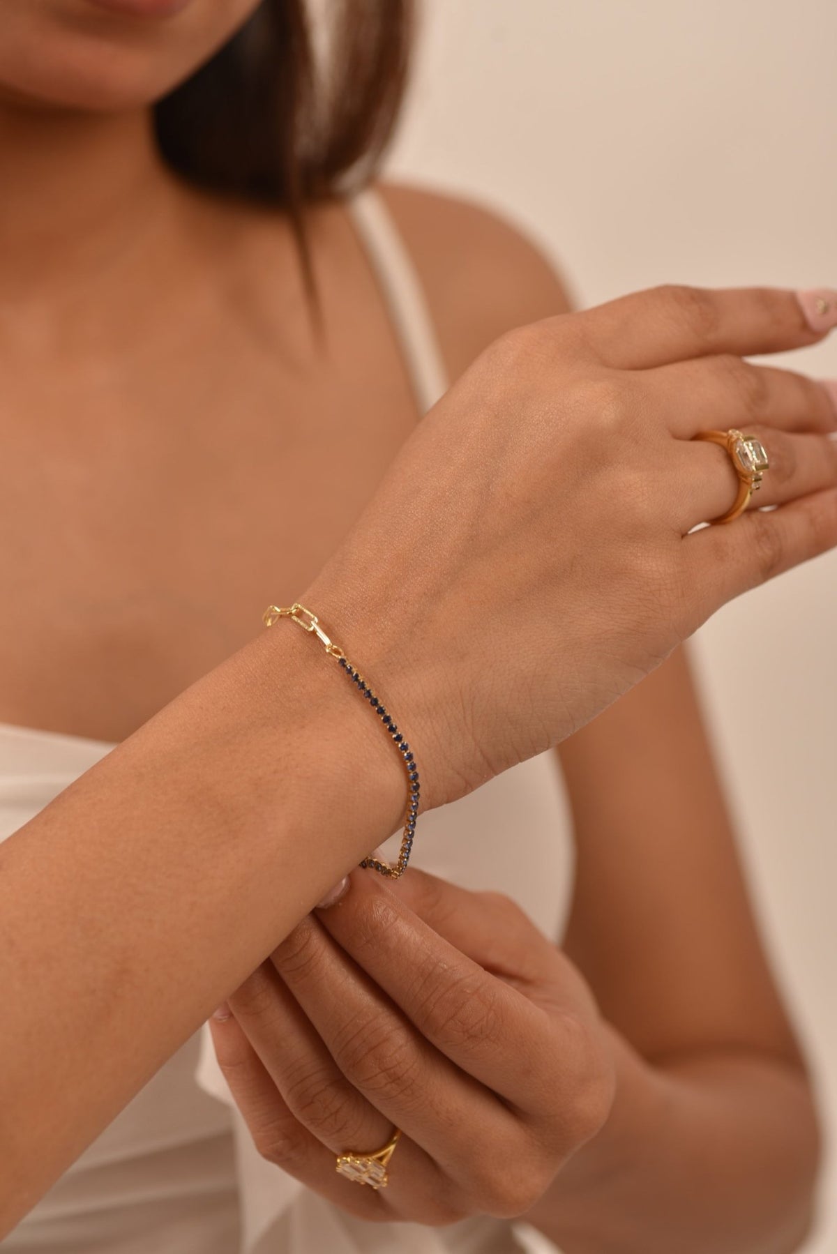 1.36 Carat Natural Blue Sapphire Paperclip 50 - 50 Tennis Bracelet - Evara Jewelry LLC