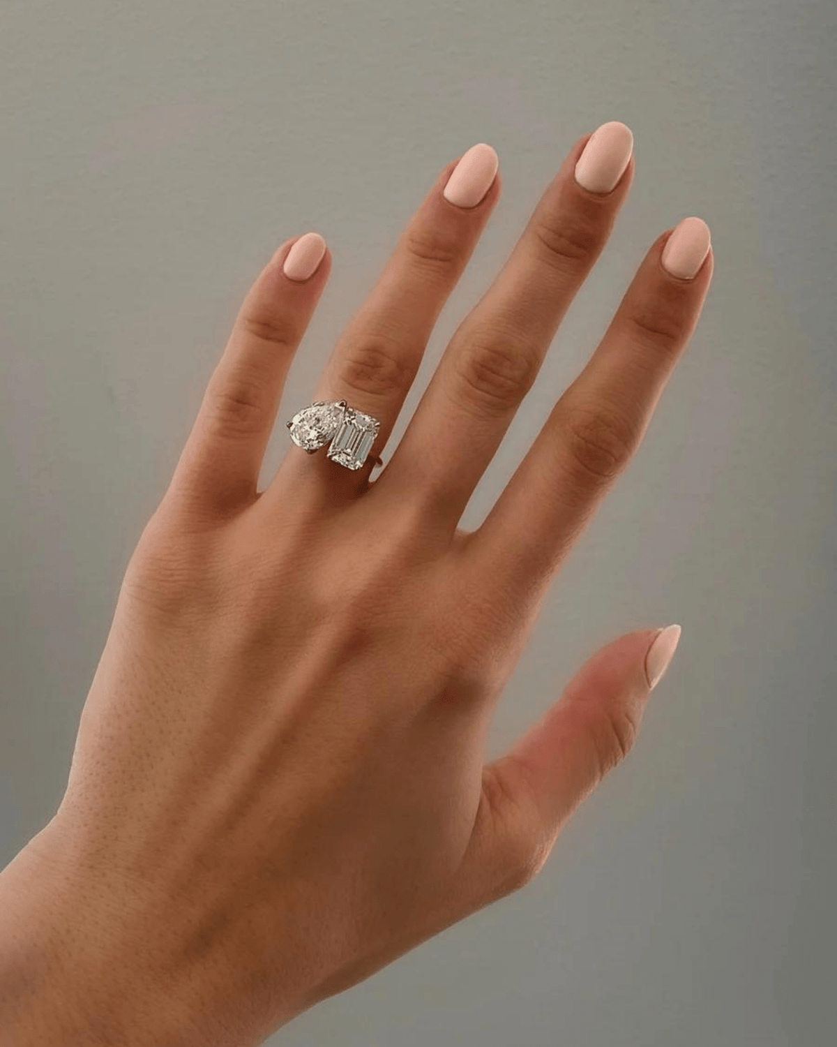 6 Carat Two Tone Pear & Emerald Toi Et Moi Engagement Ring - Evara Jewelry LLC