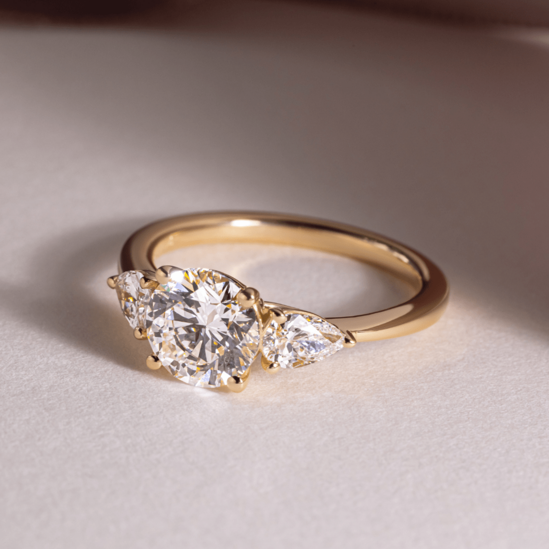 1.25 Carat Round Cut Diamond Three Stone Engagement Ring - Evara Jewelry LLC