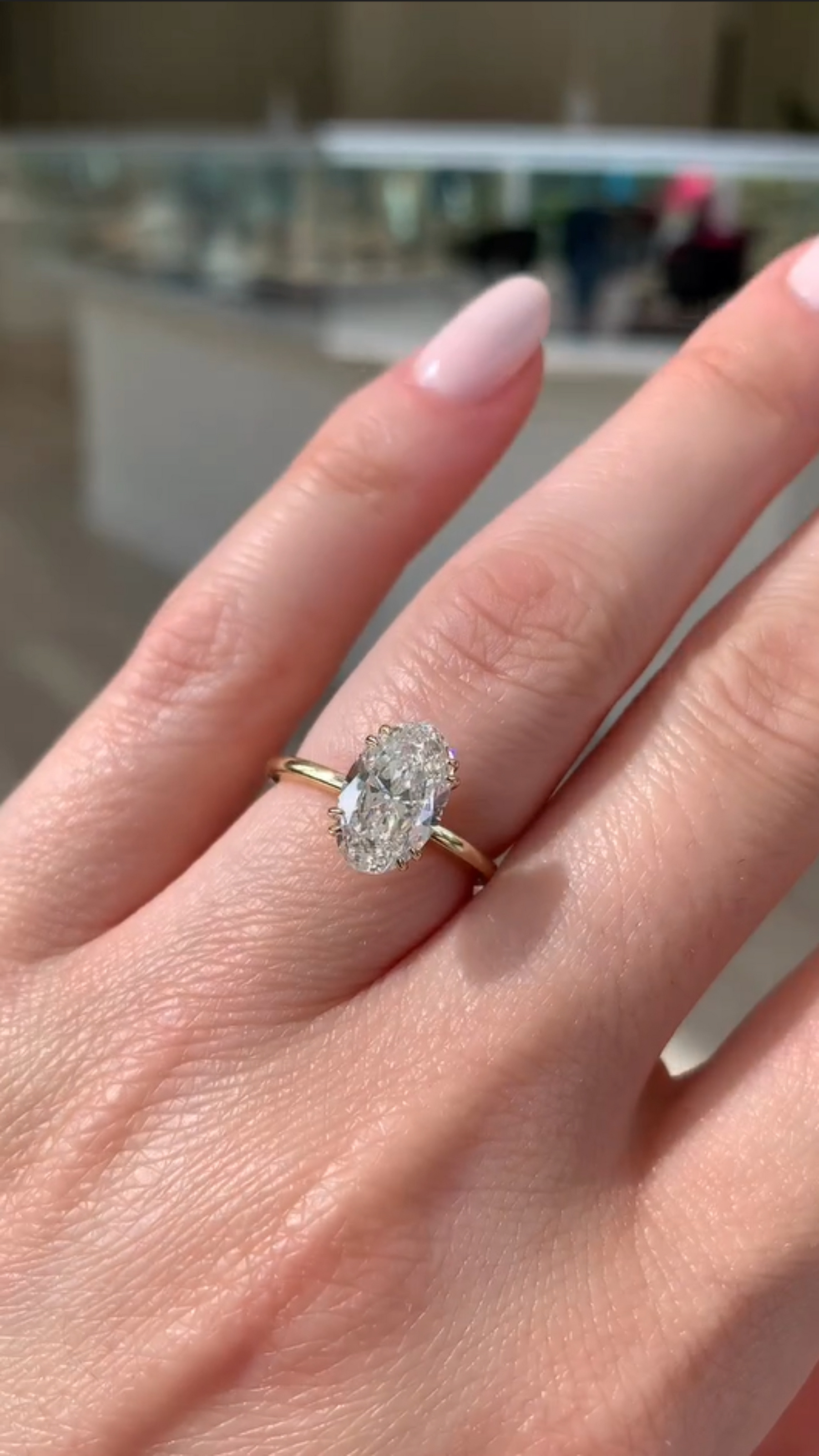 2 Carat Oval Cut 8 V Prongs Minimalist Engagement Ring - Evara Jewelry LLC