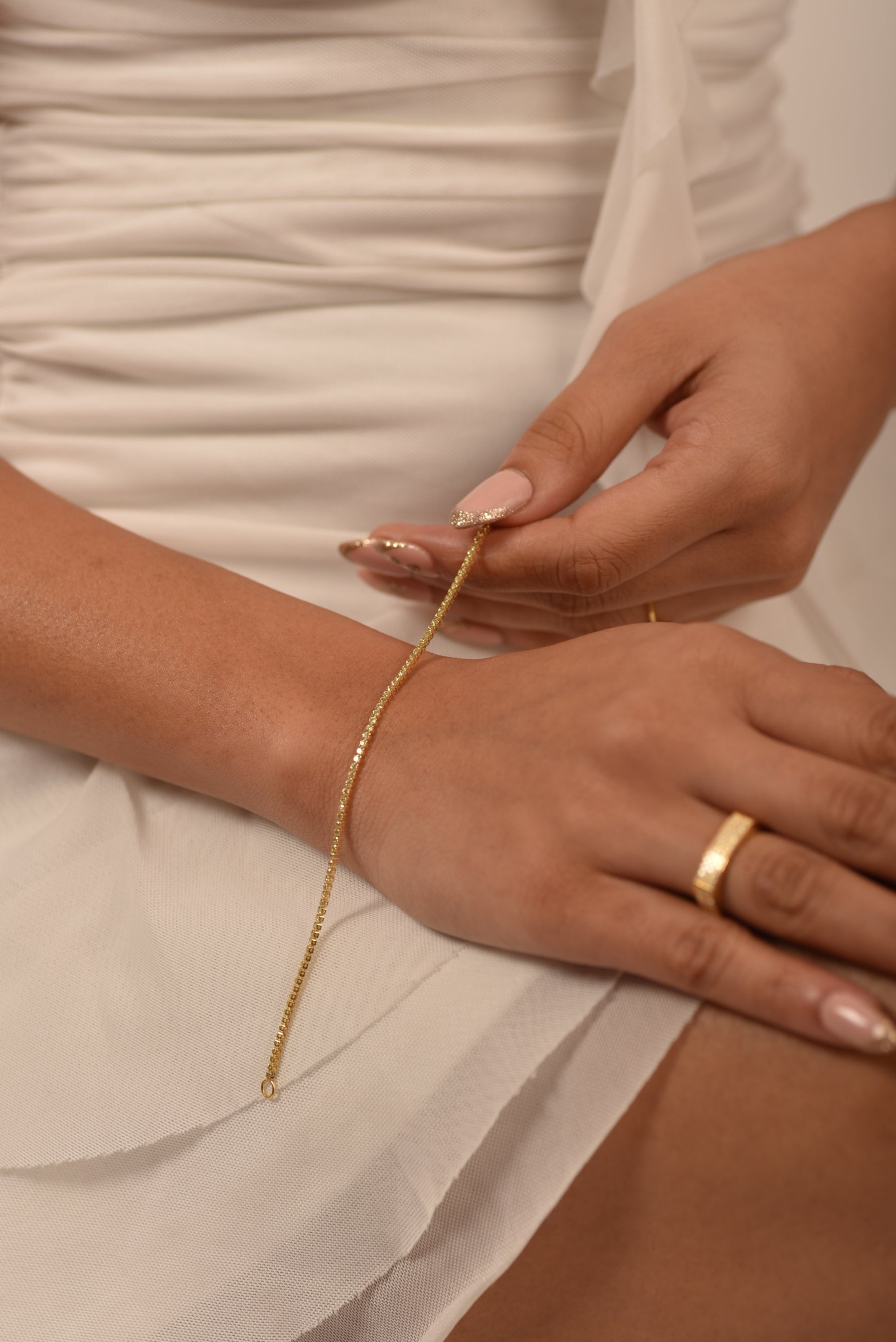 Peridot Tennis Bracelet in 14K/18K White Gold / August Birthstone Bracelet