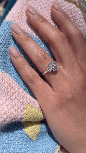 1.00 Carats Oval Cut Lab Grown Diamond Engagement Ring - Evara Jewelry LLC