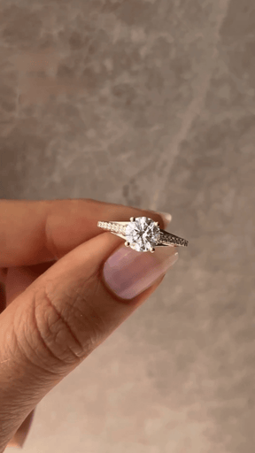 1.25 Carat Round Cut Diamond Engagement Ring - Evara Jewelry LLC