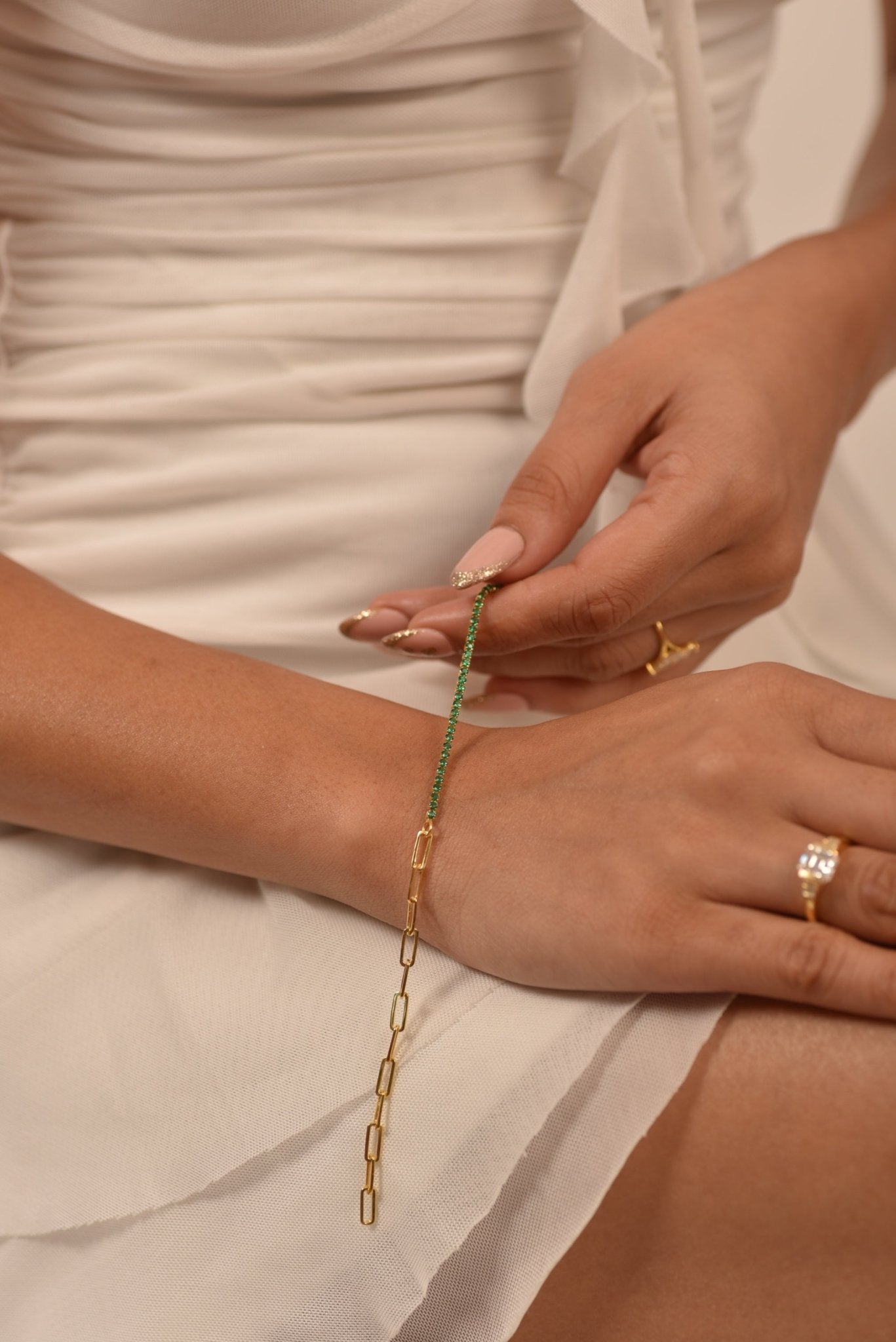 1.44 Carat Natural Emerald & Paperclip 50 - 50 Tennis Bracelet - Evara Jewelry LLC