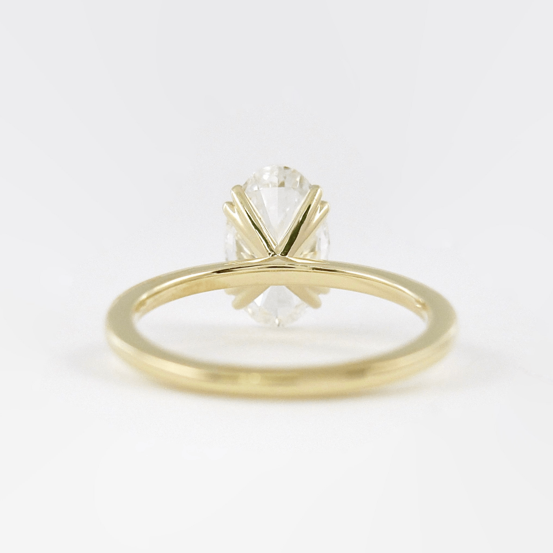 2 Carat Oval Cut 8 V Prongs Minimalist Engagement Ring - Evara Jewelry LLC