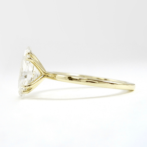 2 Carat Oval Cut 8 V Prongs Minimalist Engagement Ring - Evara Jewelry LLC