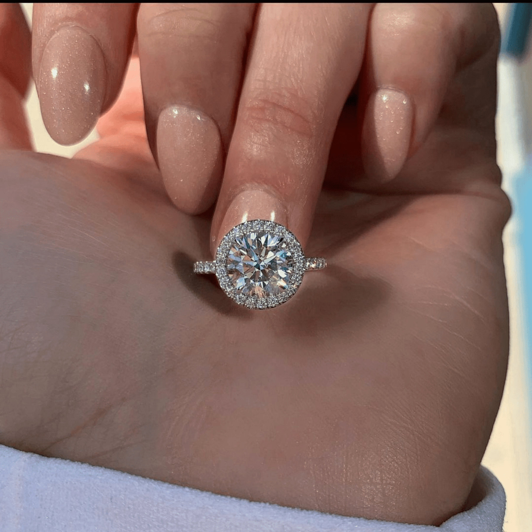 2 Carat Round Cut Halo Diamond Classic Engagement Ring - Evara Jewelry LLC