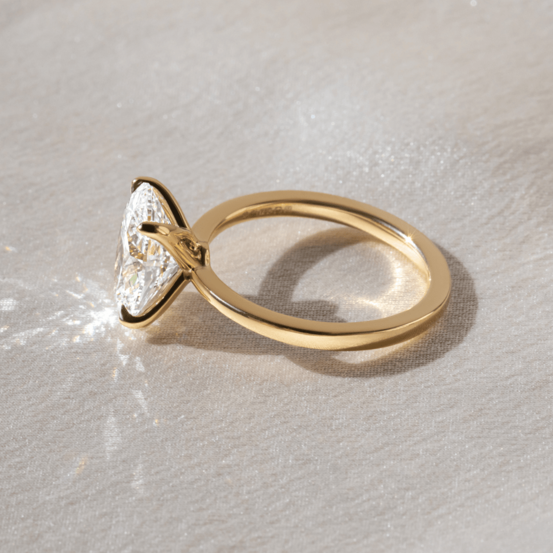 2.25 Carat Oval Cut Diamond Engagement Ring - Evara Jewelry LLC