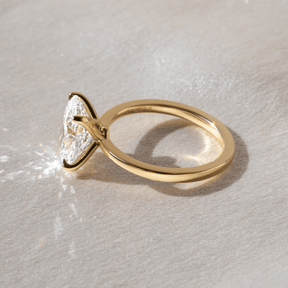 2.25 Carat Oval Cut Diamond Engagement Ring - Evara Jewelry LLC