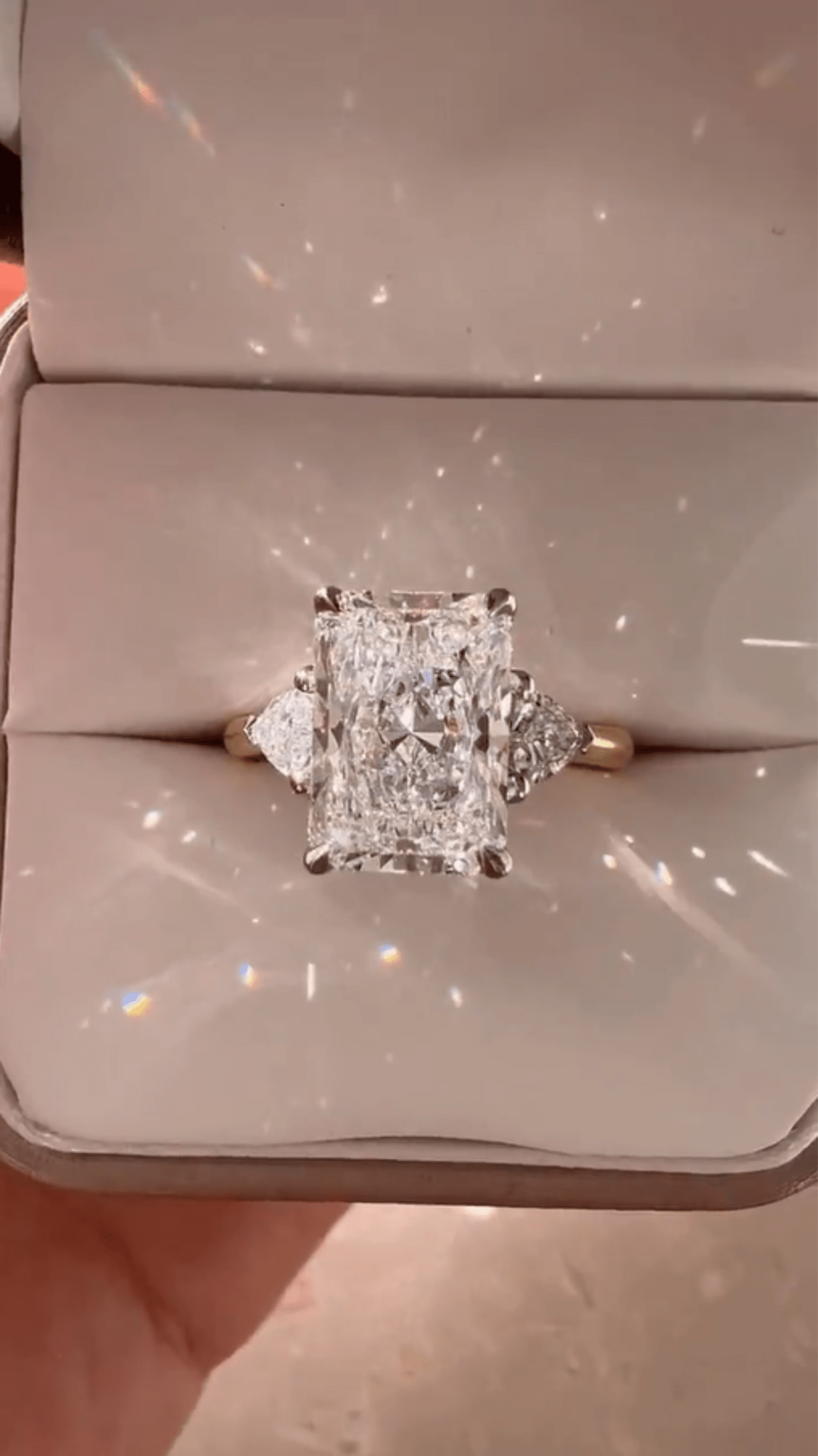 3.00 Carat Radiant Cut Diamond Engagement Ring - Evara Jewelry LLC