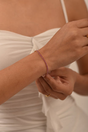 3.21 Carats Natural Pink Sapphire Tennis Bracelet in 14K/18K Yellow Gold - Evara Jewelry LLC