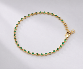 Natural Emerald Dainty Bezel Bracelet – May Birthstone Jewelry