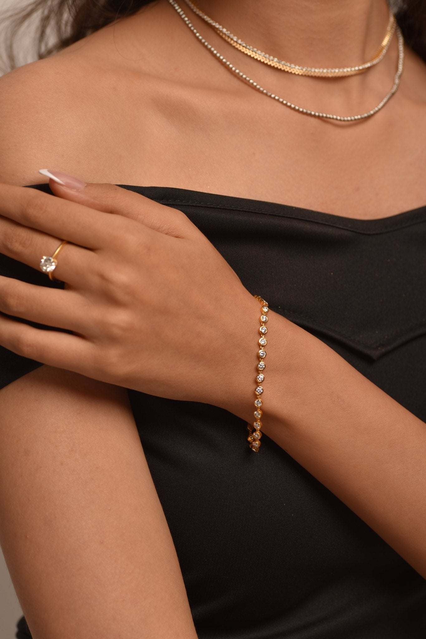 4 Carat Bezel Set Round Cut Diamond Gold Minimalist Tennis Bracelet - Evara Jewelry LLC