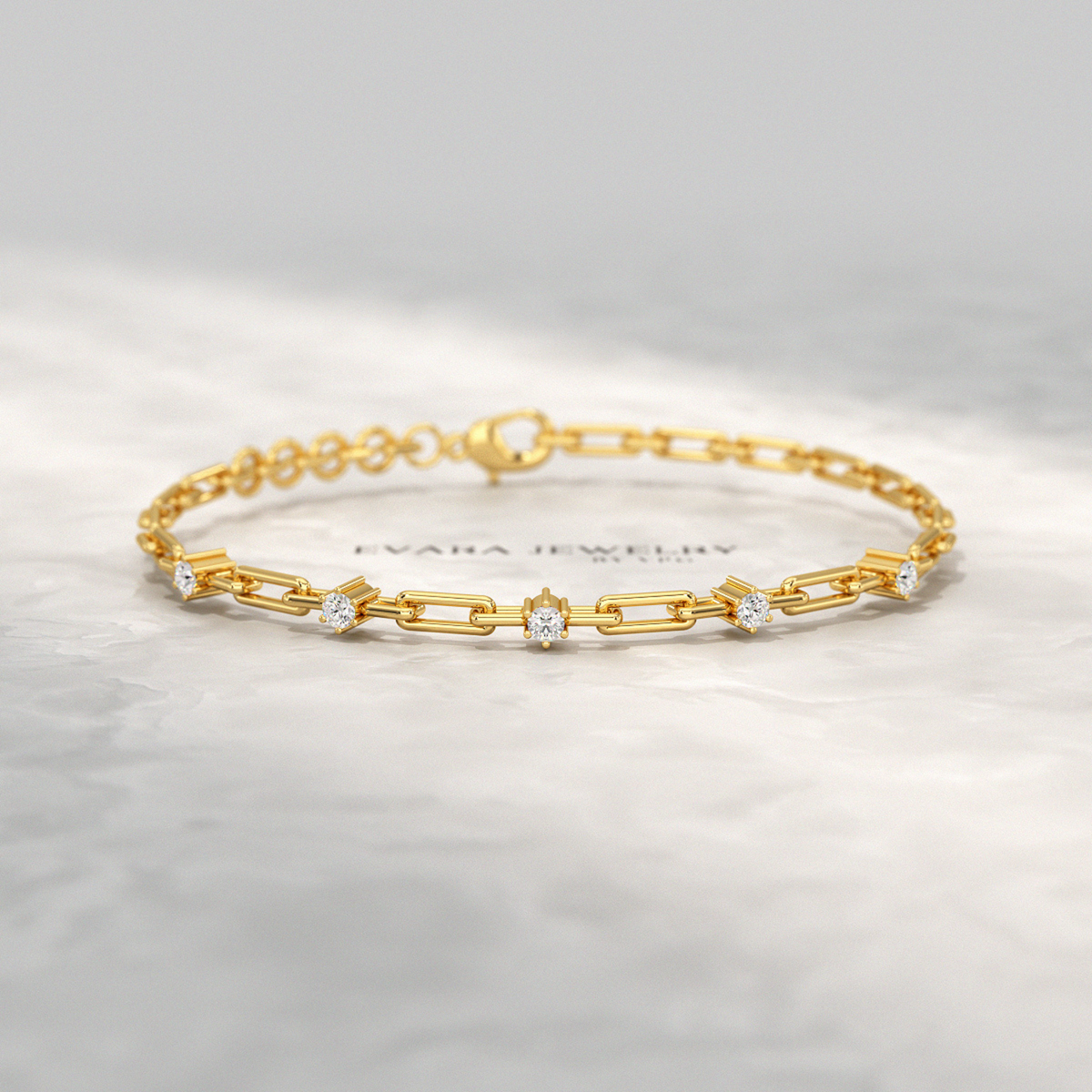 Diamond Paperclip Bracelet with Round Cut Lab Grown Diamond in Solid Gold