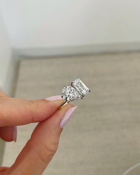 5.50 Carats Pear & Emerald Cut Two Stone Toi Et Moi Wedding Ring - Evara Jewelry LLC