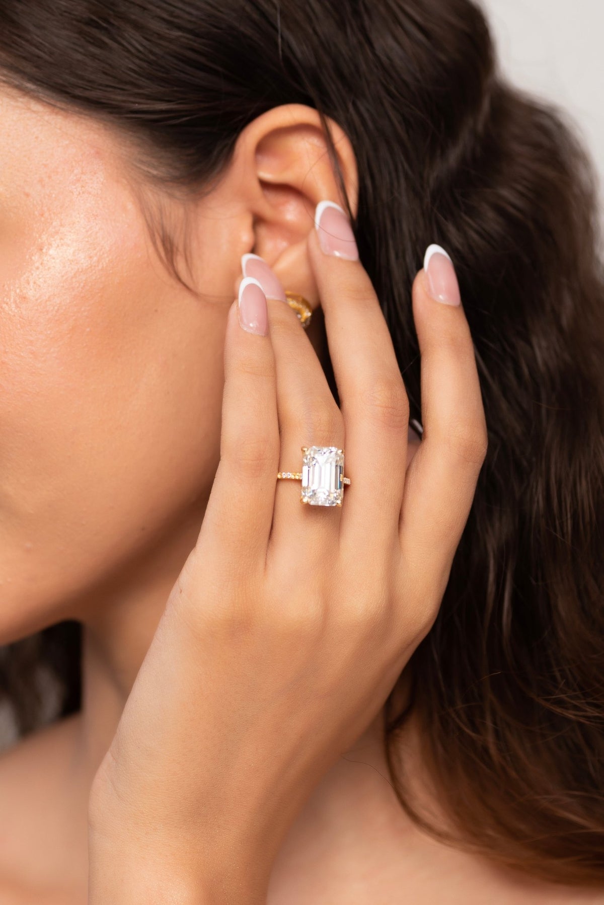 8 Carat Emerald Cut Diamond Engagement Ring - Evara Jewelry LLC