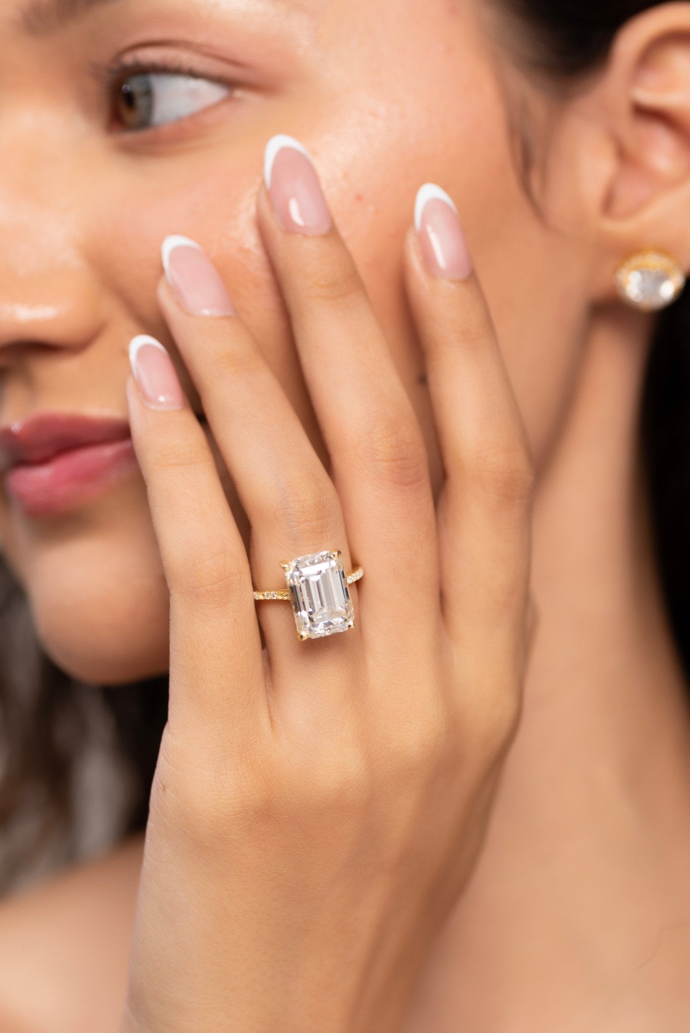 8 Carat Emerald Cut Diamond Engagement Ring - Evara Jewelry LLC