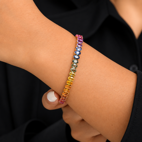 12 Carat Natural Rainbow Sapphire and Multi-Gemstone Bracelet in 18K Gold