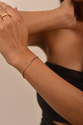 Custom Natural Blue Sapphire & Diamond 50 - 50 Tennis Bracelet - Evara Jewelry LLC