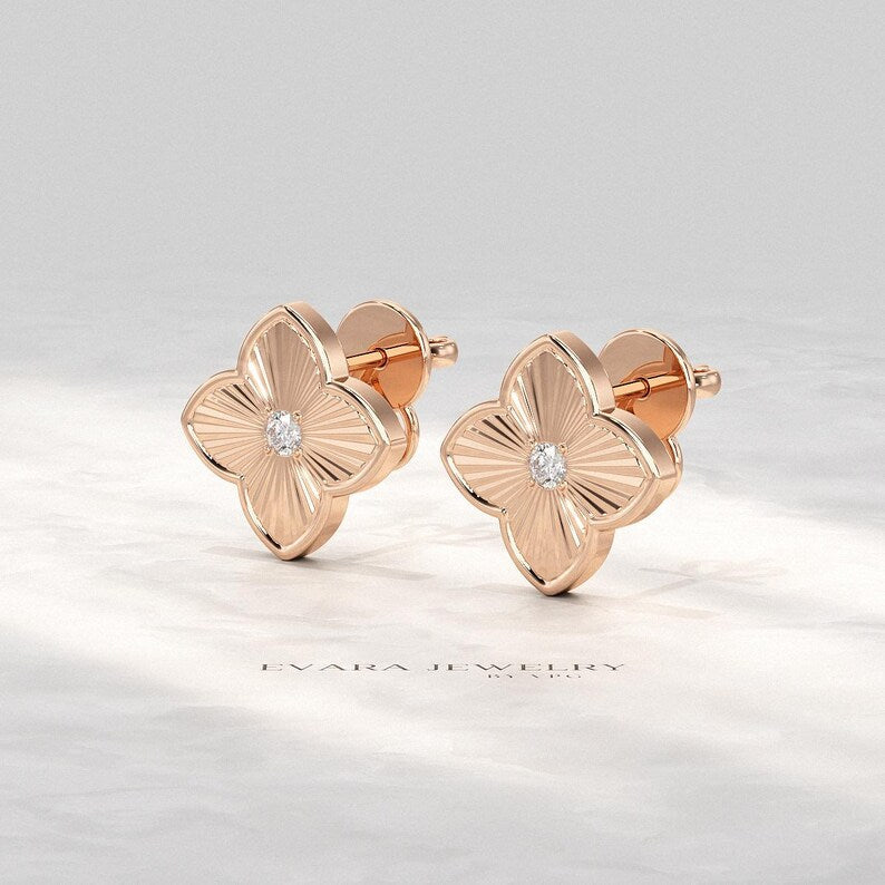 Leaf Clover Classic Stud Earrings: Lab Grown Diamond Luxury Earring, Newlywed Gift - Evara Jewelry LLC