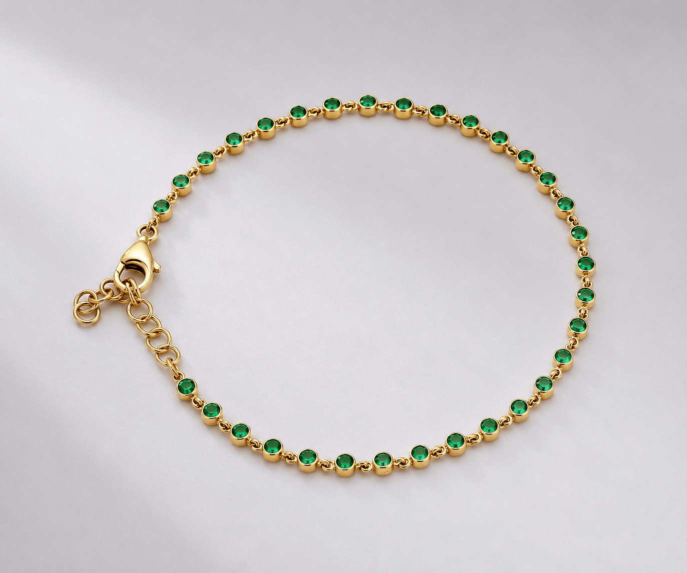 Natural Emerald Dainty Bezel Bracelet – May Birthstone Jewelry - Evara Jewelry LLC