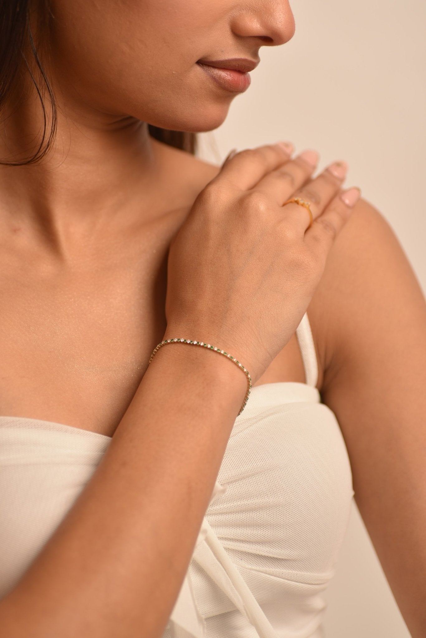 Natural Emerald & Diamond Alternate Tennis Bracelet in 14K/18K Gold - Evara Jewelry LLC