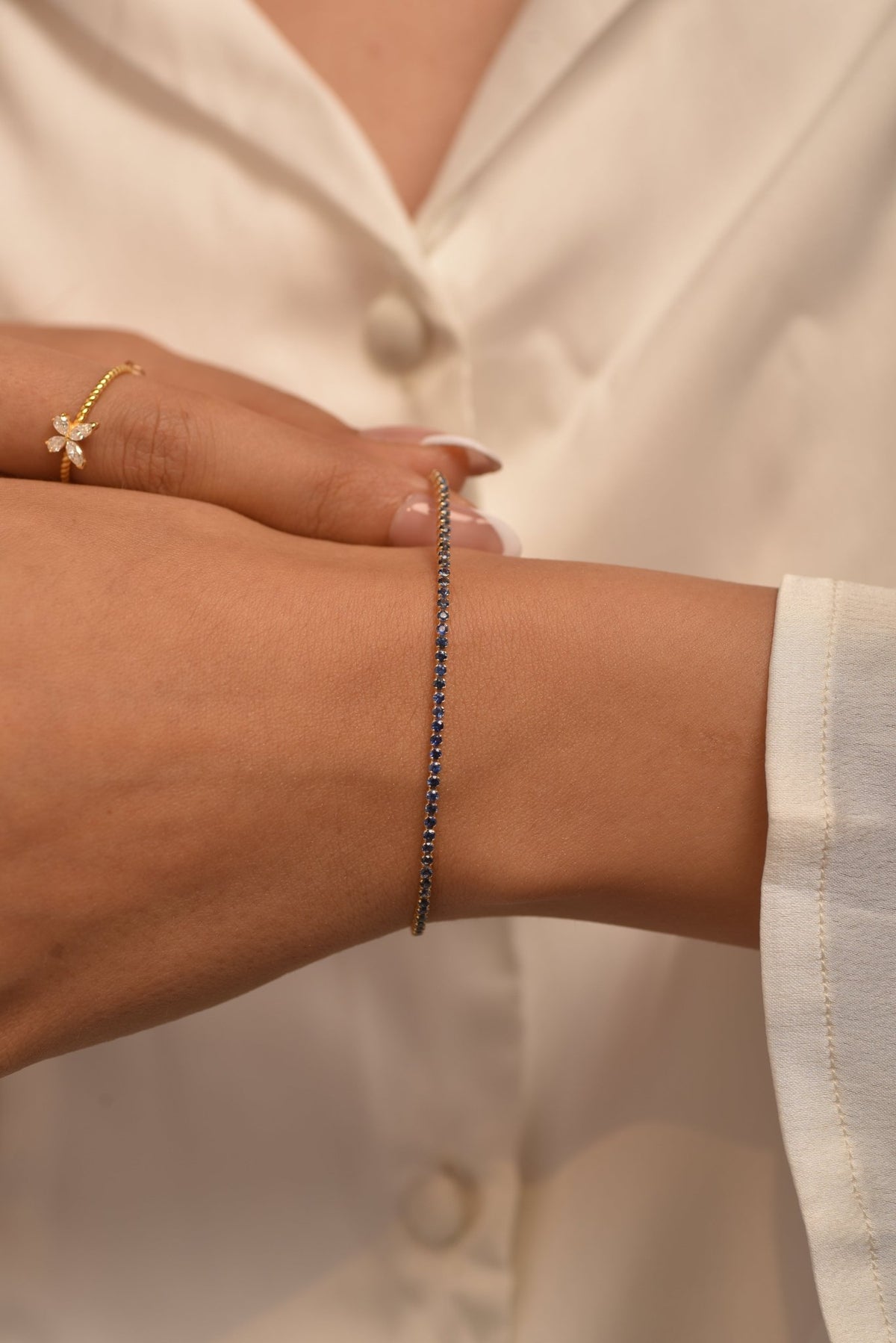 Natural Sapphire Tennis Bracelet in 14K/18K White Gold / Blue Stacking Bracelet / September Birthstone Bracelet - Evara Jewelry LLC