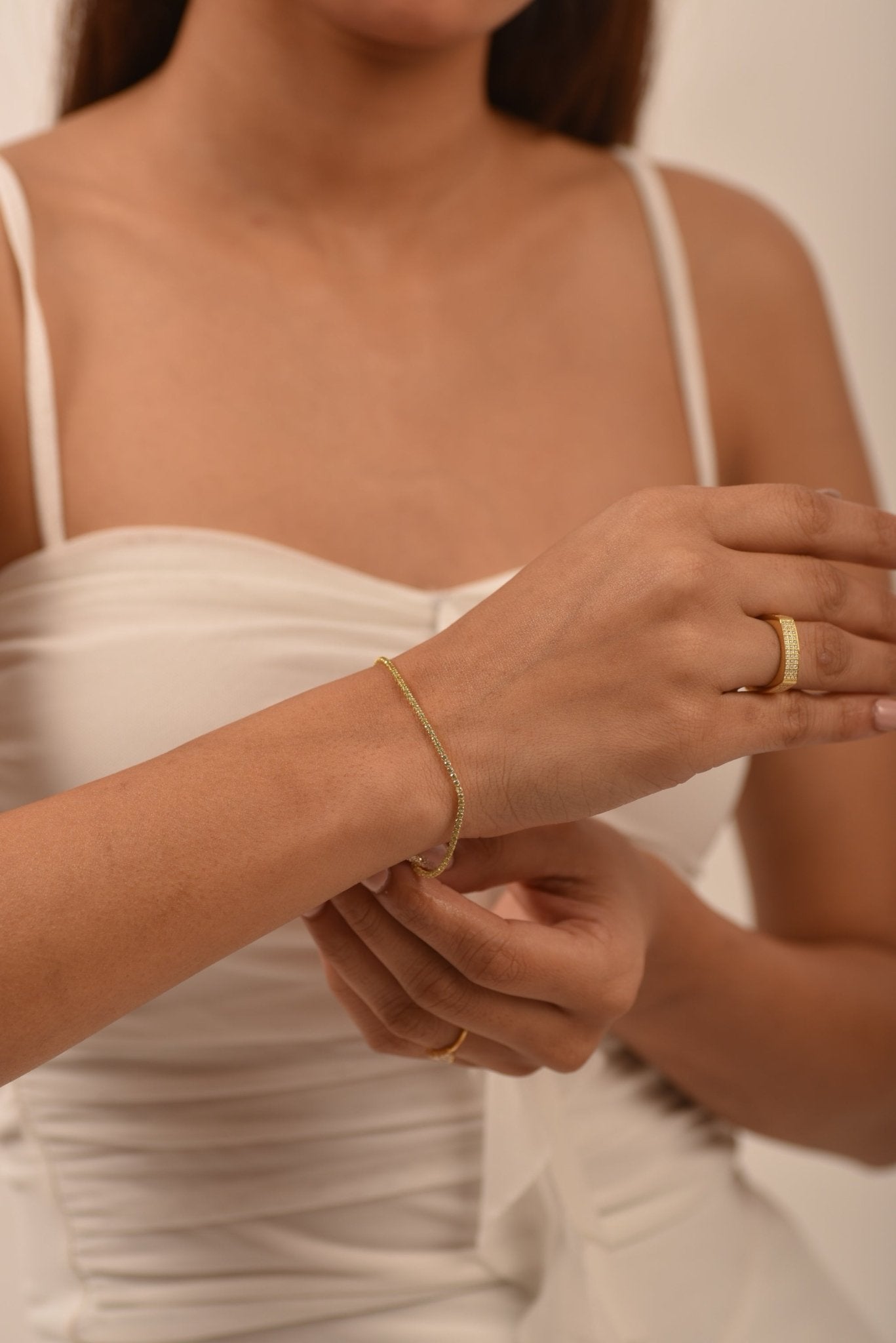 Peridot Tennis Bracelet in 14K/18K White Gold / August Birthstone Bracelet - Evara Jewelry LLC