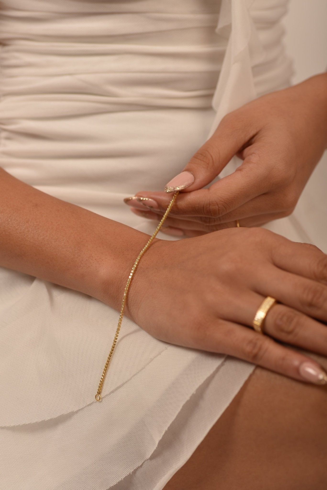 Peridot Tennis Bracelet in 14K/18K White Gold / August Birthstone Bracelet - Evara Jewelry LLC