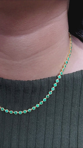 9.36 Carats Natural Emerald Choker Necklace in 14K Gold