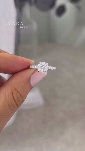 1.50 Carat Round Cut Diamond Engagement Ring